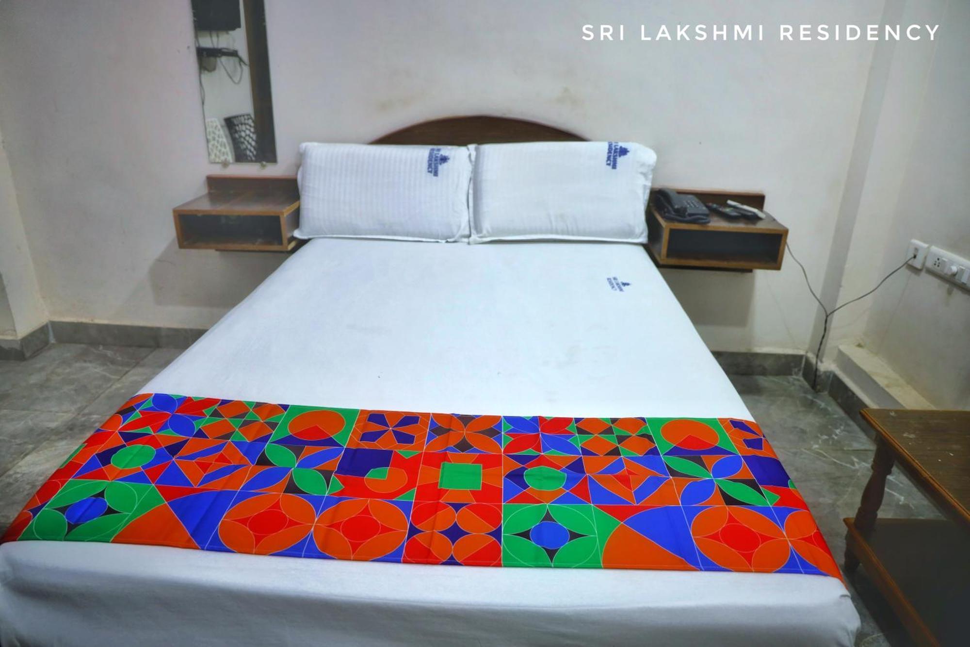 Sri Lakshmi Residency Hotel Tirupati Kültér fotó