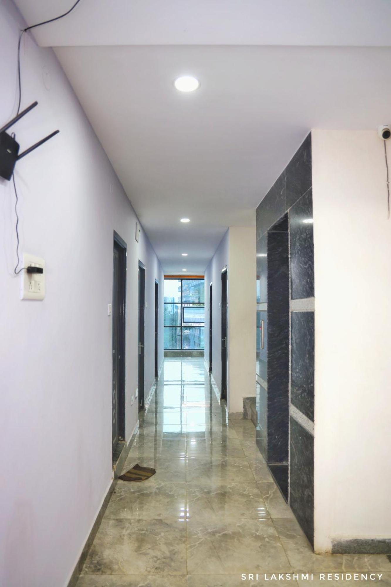 Sri Lakshmi Residency Hotel Tirupati Kültér fotó