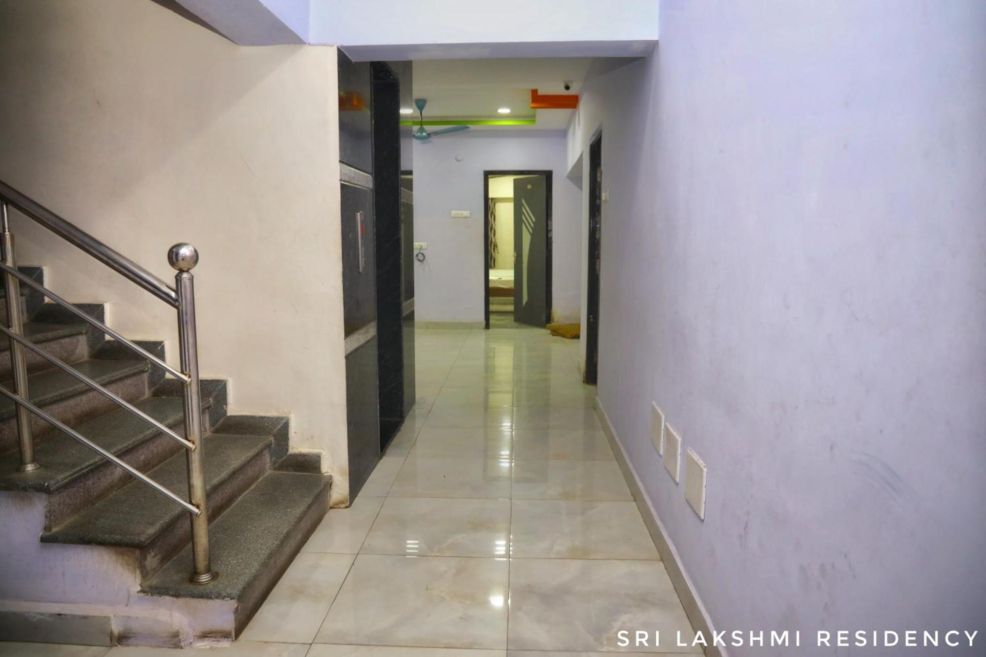 Sri Lakshmi Residency Hotel Tirupati Kültér fotó