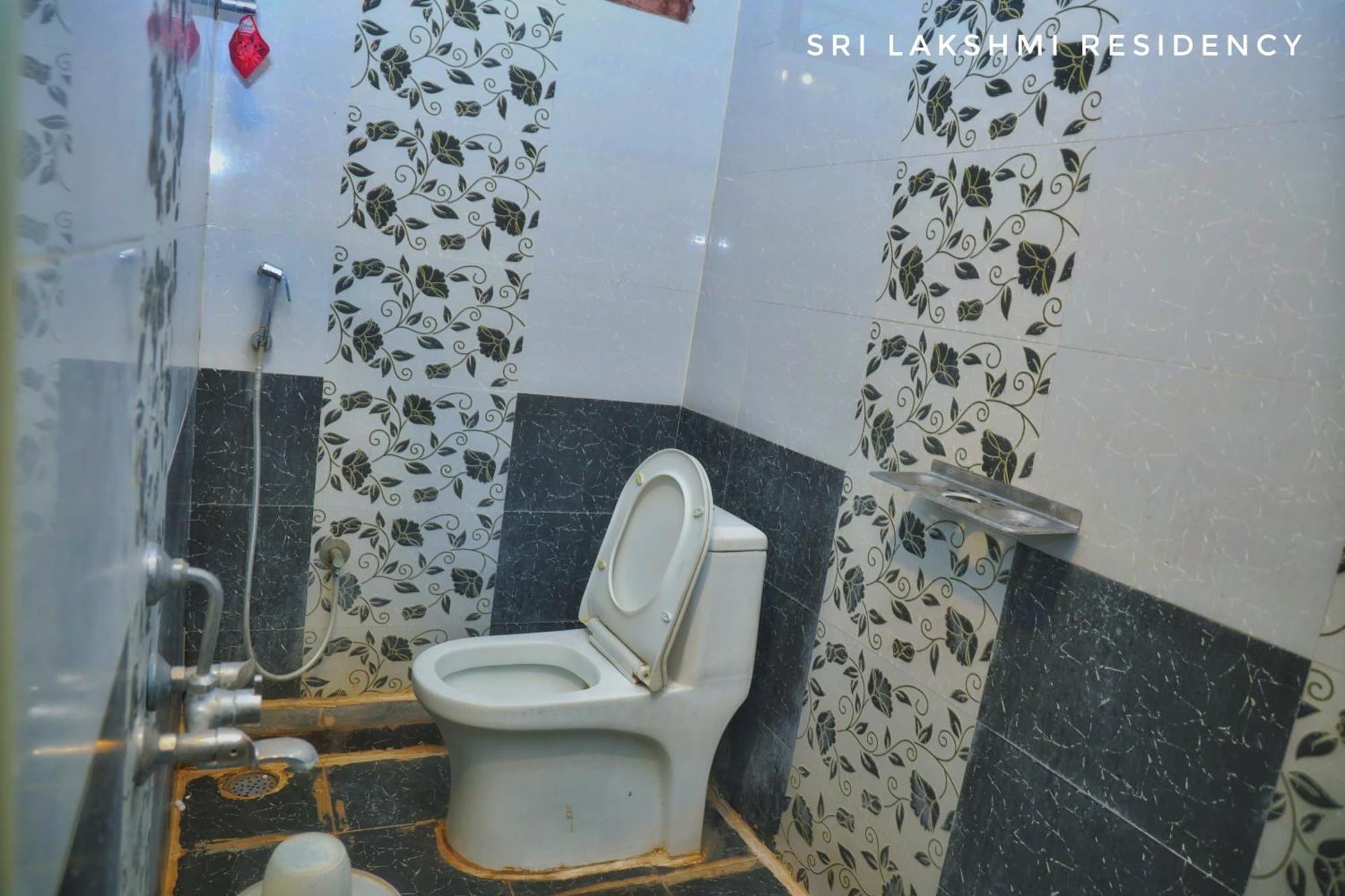 Sri Lakshmi Residency Hotel Tirupati Kültér fotó
